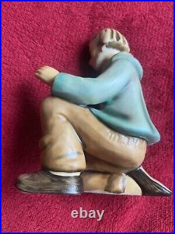 1951 Goebel Hummel Nativity Kneeling Shepherd Boy Porcelain Figurine 214 /G