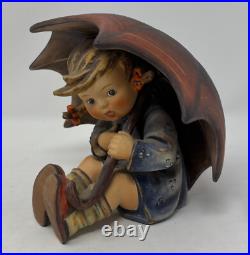 1957 Hummel Umbrella Boy & Girl Figurines Goebel W. Germany 152/OB & 152/OA Pair