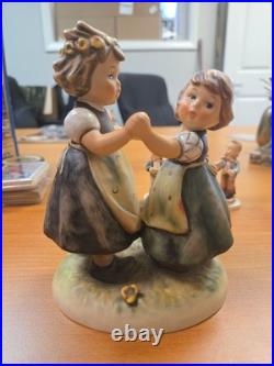 1963 Hummel Goebel Figurine #353/3 Spring Dance Mt Cond No Cracking Or Chipping