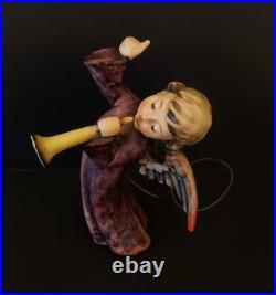 1964 Goebel MI Hummel Nativity Flying Angel # 366 Retired 1964 Goebel MI Hummel Nativity Flying Angel # 366 Retired