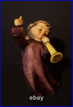 1964 Goebel MI Hummel Nativity Flying Angel # 366 Retired 1964 Goebel MI Hummel Nativity Flying Angel # 366 Retired