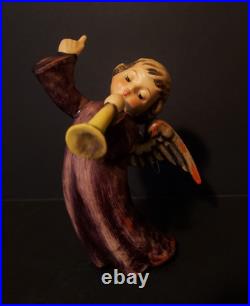 1964 Goebel MI Hummel Nativity Flying Angel # 366 Retired 1964 Goebel MI Hummel Nativity Flying Angel # 366 Retired