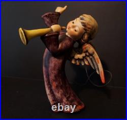 1964 Goebel MI Hummel Nativity Flying Angel # 366 Retired 1964 Goebel MI Hummel Nativity Flying Angel # 366 Retired