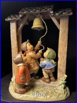 1988/1990 Hummel Goebel'Let's Tell the World' Century Collection Figurine #487
