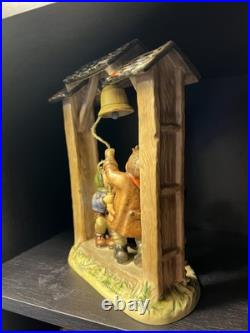1988/1990 Hummel Goebel'Let's Tell the World' Century Collection Figurine #487