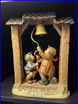 1988/1990 Hummel Goebel'Let's Tell the World' Century Collection Figurine #487