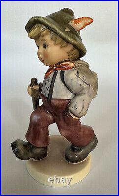 1989 Goebel Hummel #562 Grandpa's Boy Figurine 4 1/4 inches