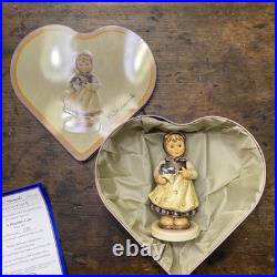 2003 Hummel Figurine A Heartfelt Gift #856 Signed Limited Edition With Tin & COA