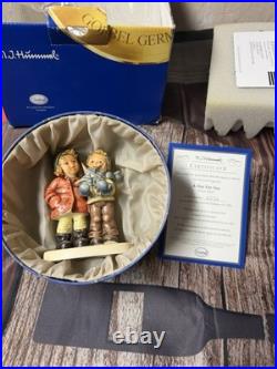 2005 A Star for You Hummel Limited Edition Swarovski Star #2331 with COA