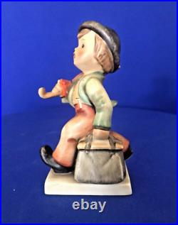 7 BUTTON MERRY WANDERER TMK3 #11 2/0 ULTRA RARE 4.5 Tall Goebel Hummel MINT