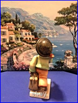 7 BUTTON MERRY WANDERER TMK3 #11 2/0 ULTRA RARE 4.5 Tall Goebel Hummel MINT