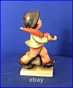7 BUTTON MERRY WANDERER TMK3 #11 2/0 ULTRA RARE 4.5 Tall Goebel Hummel MINT