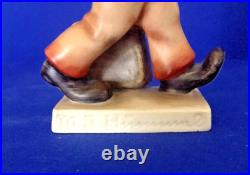 7 BUTTON MERRY WANDERER TMK3 #11 2/0 ULTRA RARE 4.5 Tall Goebel Hummel MINT