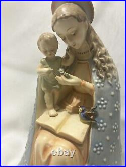Angelic Vintage Hummel Goebel Flower Madonna Full Bee Open Halo 1950's