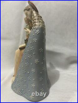 Angelic Vintage Hummel Goebel Flower Madonna Full Bee Open Halo 1950's