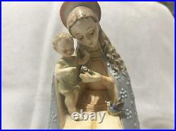 Angelic Vintage Hummel Goebel Flower Madonna Full Bee Open Halo 1950's