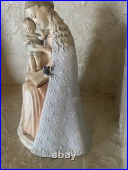 Angelic Vintage Hummel Goebel Madonna Full Bee Open Halo 1950s