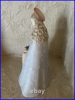 Angelic Vintage Hummel Goebel Madonna Full Bee Open Halo 1950s