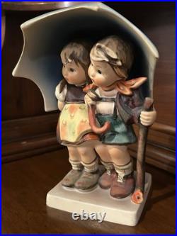 Antique Hummel Stormy Weather Boy Girl 71 6.5 MINT- Goebel Germany