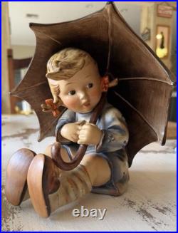 DEFECTIVE Vintage Goebel Hummel Figurine UMBRELLA GIRL Hum 152IIB TMK4 W G3D