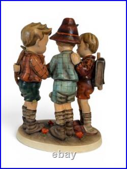 EXTREMELY RARE 9.5 Goebel Hummel School Boys TMK 2 170 (1950-1955)