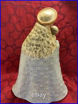 Flower Madonna (also known as the Madonna and Child) Goebel Hummel figurine