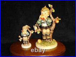 GOEBEL HUMMELS AN APPLE A DAY #403 Lg & #403 4/0 Small withBox Tmk 6/8