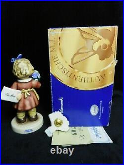 GOEBEL HUMMEL 2258 FOR MOMMY First Issue Tm8 With Orig Flower Pin Box/Coa MINT