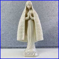 GOEBEL HUMMEL White Porcelain Praying Madonna West Germany HM 55 13 Floral Cape