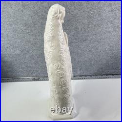 GOEBEL HUMMEL White Porcelain Praying Madonna West Germany HM 55 13 Floral Cape