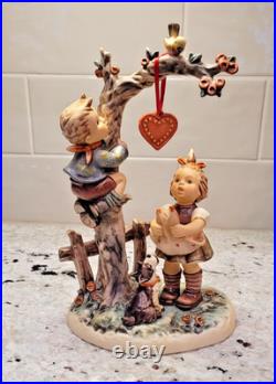 GOEBEL Hummel Century Figurine # 766 HERE'S MY HEART New in box with Certificate