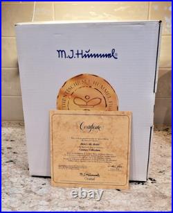 GOEBEL Hummel Century Figurine # 766 HERE'S MY HEART New in box with Certificate