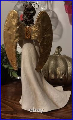 Goebel Angel Figurine Limited Edition C 7317 Berta Hummel Inspo- with Cert