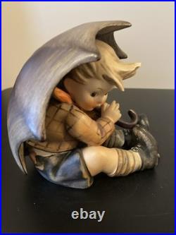 Goebel HUMMEL 5 UMBRELLA BOY 152/0 A & UMBRELLA GIRL 152/0 B Germany 1957