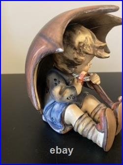 Goebel HUMMEL 5 UMBRELLA BOY 152/0 A & UMBRELLA GIRL 152/0 B Germany 1957