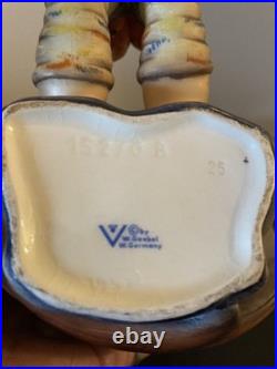 Goebel HUMMEL 5 UMBRELLA BOY 152/0 A & UMBRELLA GIRL 152/0 B Germany 1957