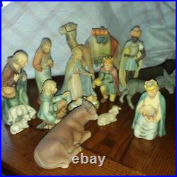 Goebel Hummel 12 Piece Nativity Set