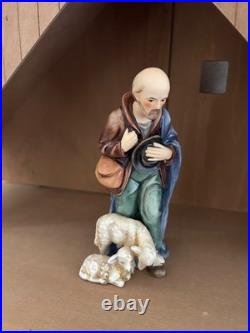 Goebel Hummel 12 piece Nativity set