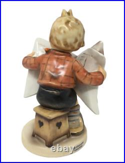 Goebel Hummel 184 Latest News Stars and Stripes TMK7 Figurine with COA Mint in Box