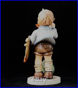 Goebel Hummel 1955 The Artist Boy Painting #304 Figurine