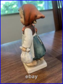 Goebel Hummel 204 Weary Wanderer TMK2 Full Bee No Lashes W Germany 6 Figurine