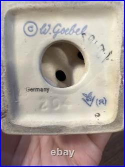 Goebel Hummel 204 Weary Wanderer TMK2 Full Bee No Lashes W Germany 6 Figurine