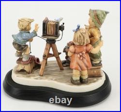 Goebel Hummel 2100 Picture Perfect Limited Edition With Base Plaque Original Box Goebel Hummel 2100 Picture Perfect Limited Edition With Base Plaque Original Box