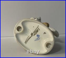 Goebel Hummel 2113 Extra Extra God Bless America SIGNED 2001 First Issue TMK8