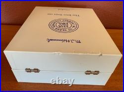 Goebel Hummel 50th Anniversary Figurine 1985 with Box # 416 The Love Lives On