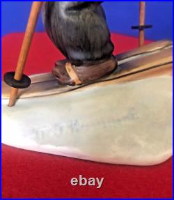 Goebel Hummel #59 SKIER TMK2 Full Bee-Wood Poles & Baskets (Discs) Goebel Hummel #59 SKIER TMK2 Full Bee-Wood Poles & Baskets (Discs)