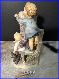 Goebel Hummel 621 Trademark TMK 7 At Grandpa's #160/10000 LM Signed by Artist