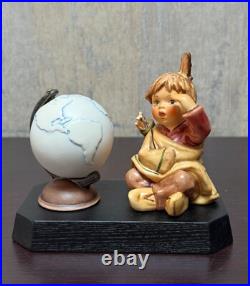 Goebel Hummel American Wanderer Hum 2061 Millennium 2000 Set with Globe Box CD