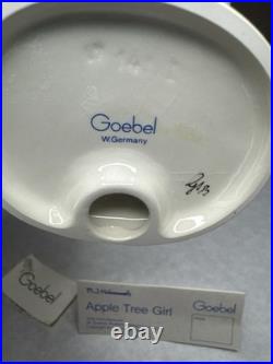 Goebel Hummel Apple Tree Boy & Girl Set HUM 142/I TMK6 Germany w Boxes Tags