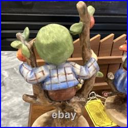Goebel Hummel Apple Tree Boy Girl TMK-2 Germany 141 142 Vintage Set 6.5 Mint
